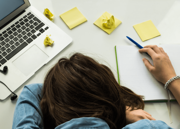 How to Recognize and Address the Early Signs of Burnout