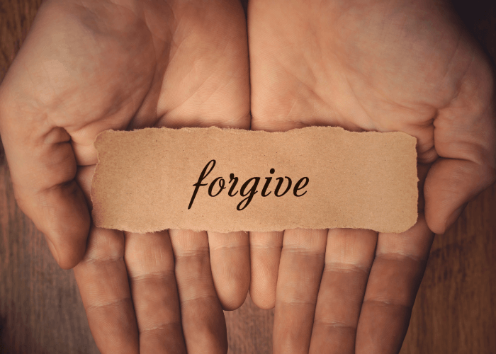 a note that says forgive